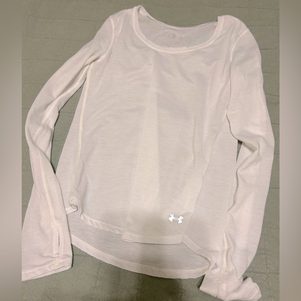 2!!! Under Armor long sleeve fitted tops